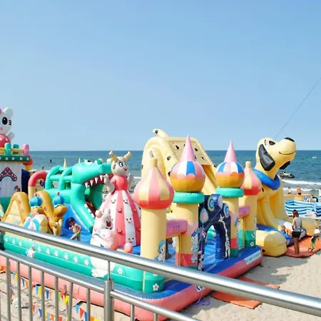Near The Sea, Apartamento